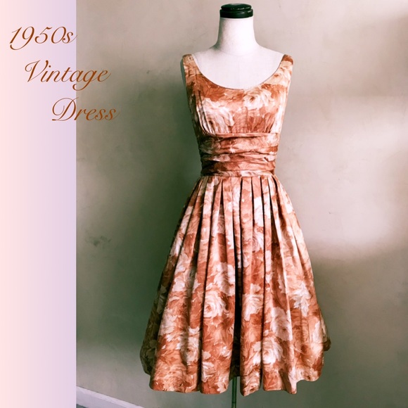 Authentic 1950s Swing Dress - Picture 1 of 8